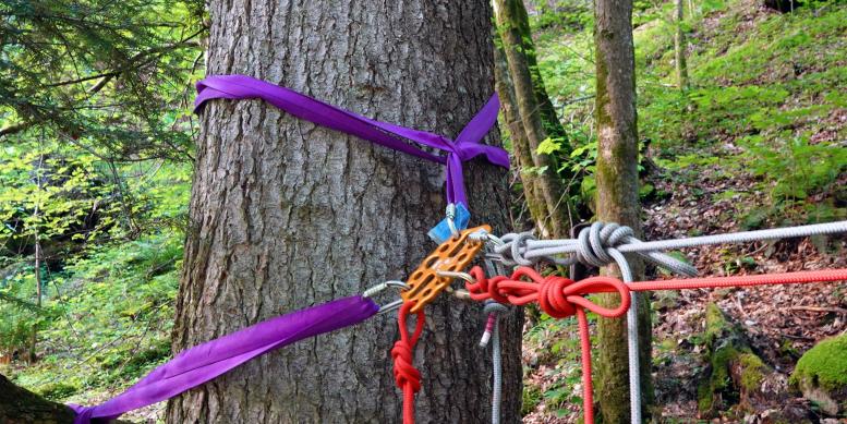 Seilbahnverankerung unten